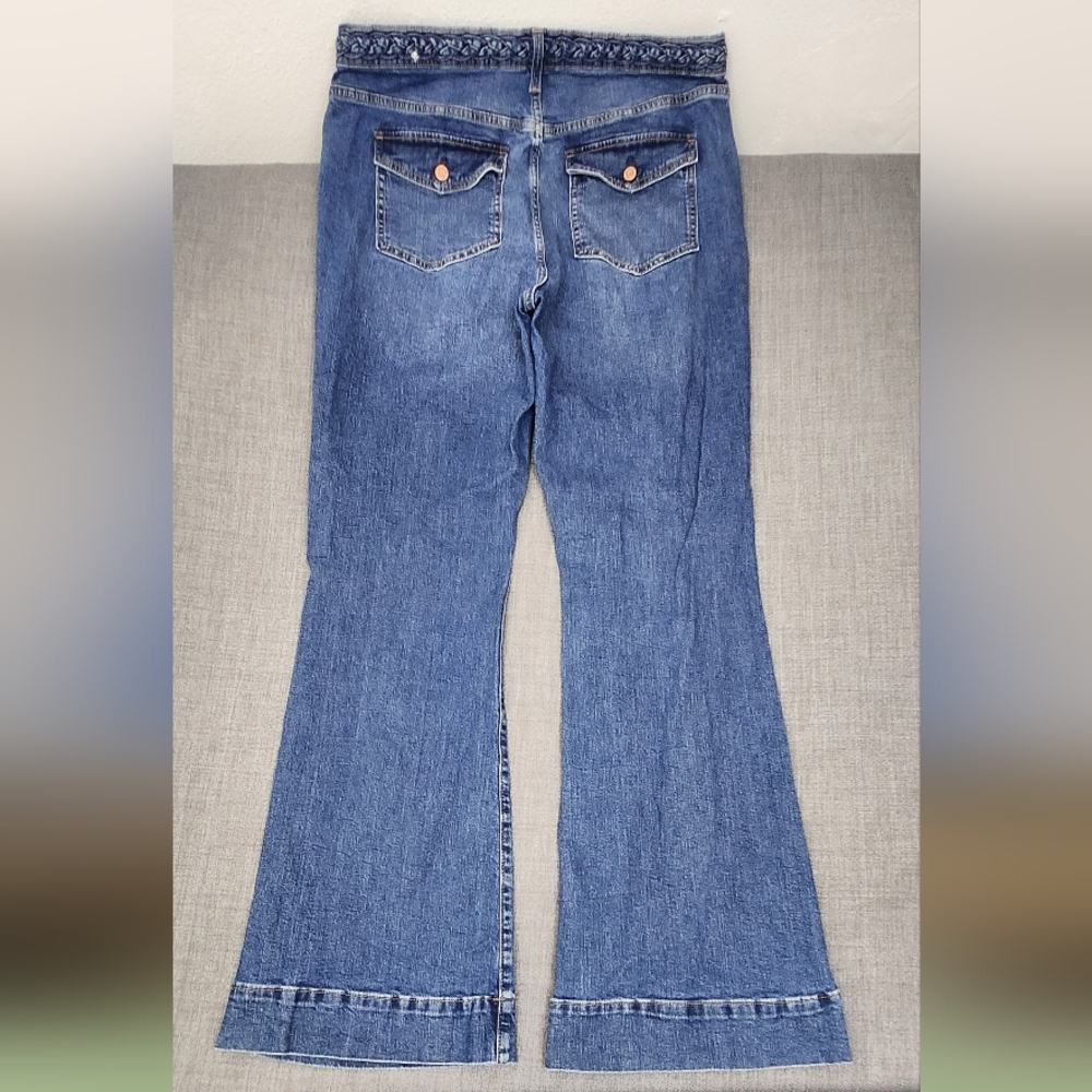 GAP 70s Flare High Rise Cotton Blend Denim Light Wash Jeans. 33/ 16 Tall - Picture 6 of 14
